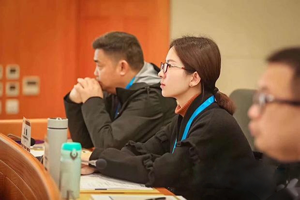 对话新西兰智阁龙娟：以柔克刚 打造企业新气象