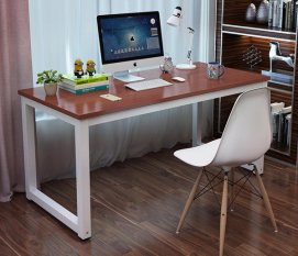 视频：国外木工DIY制作一张桌子